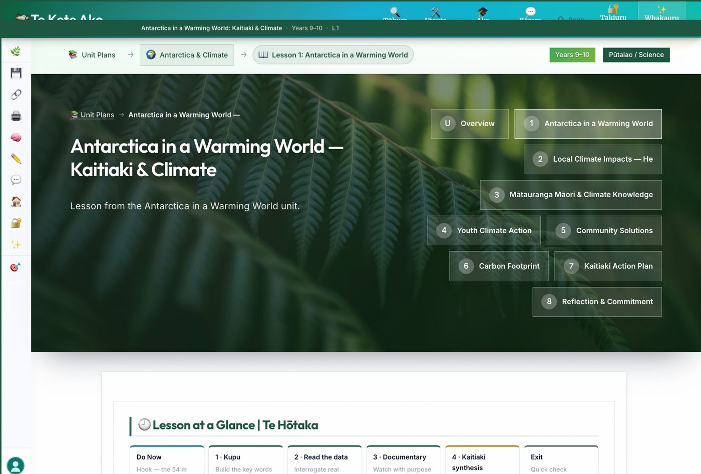 A Te Kete Ako lesson page: Antarctica in a Warming World, with lesson navigation and a timed lesson-at-a-glance run sheet.